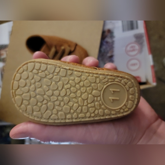 Baby shoes - Picture 5 of 5